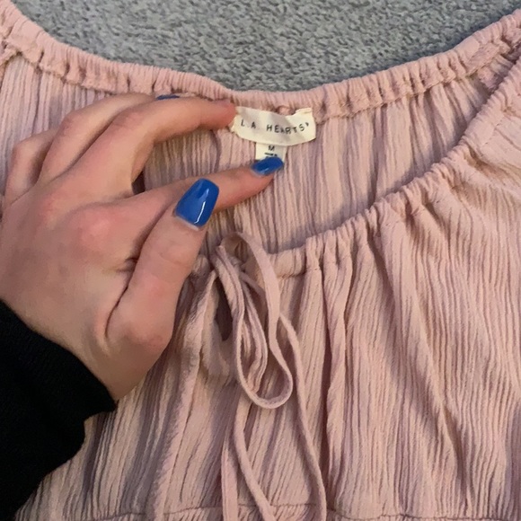 Light pink flowy top - Picture 2 of 2